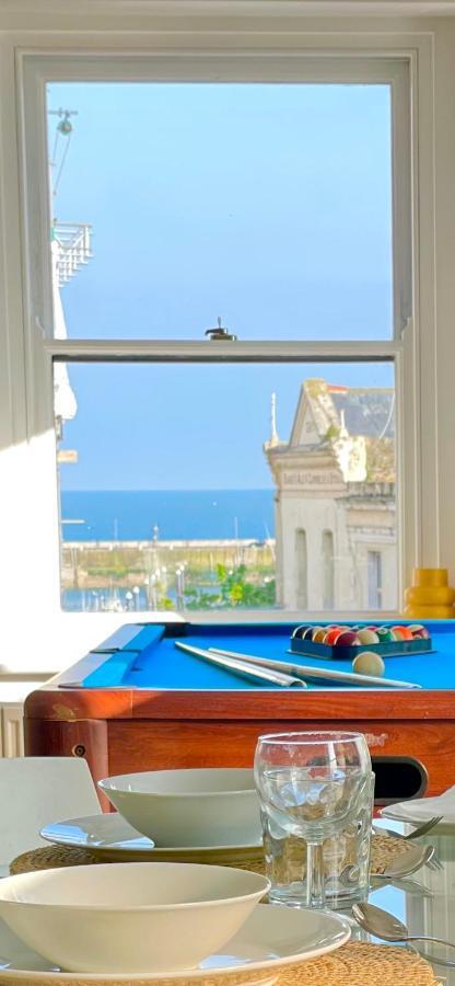 Royal Harbour Retreat Sea Views & Pool Table Apartment Ramsgate Exterior photo